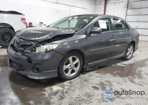 2013 Toyota Corolla S из США, поврежденный, VIN 5YFBU4EE7DP153902